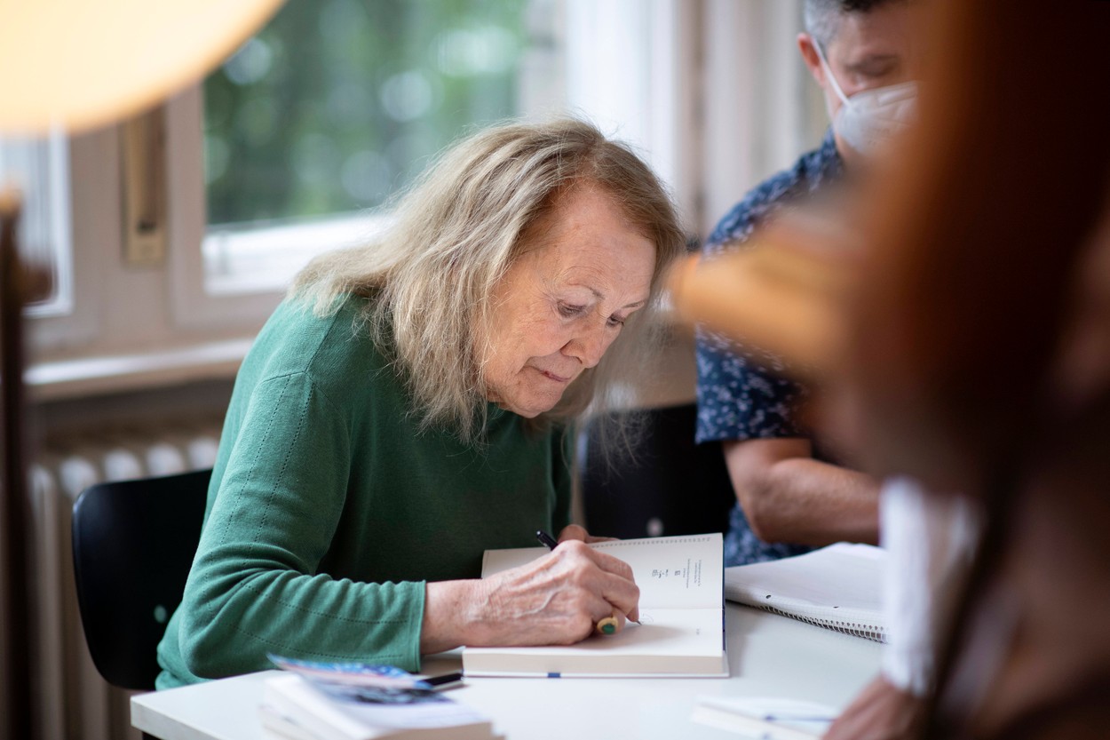 Două romane ale câștigătoarei premiului Nobel pentru Literatură 2022, Annie Ernaux, vor fi lansate în România în această toamnă