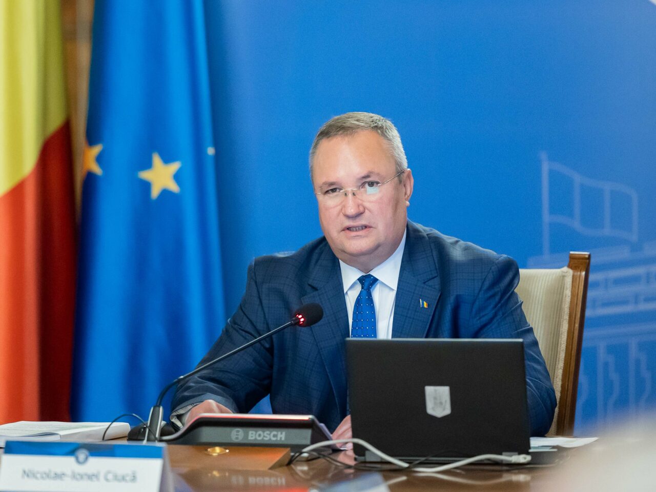 VIDEO | Nicolae Ciucă și comisarul european pentru Coeziune semnează un nou acord pentru fonduri UE