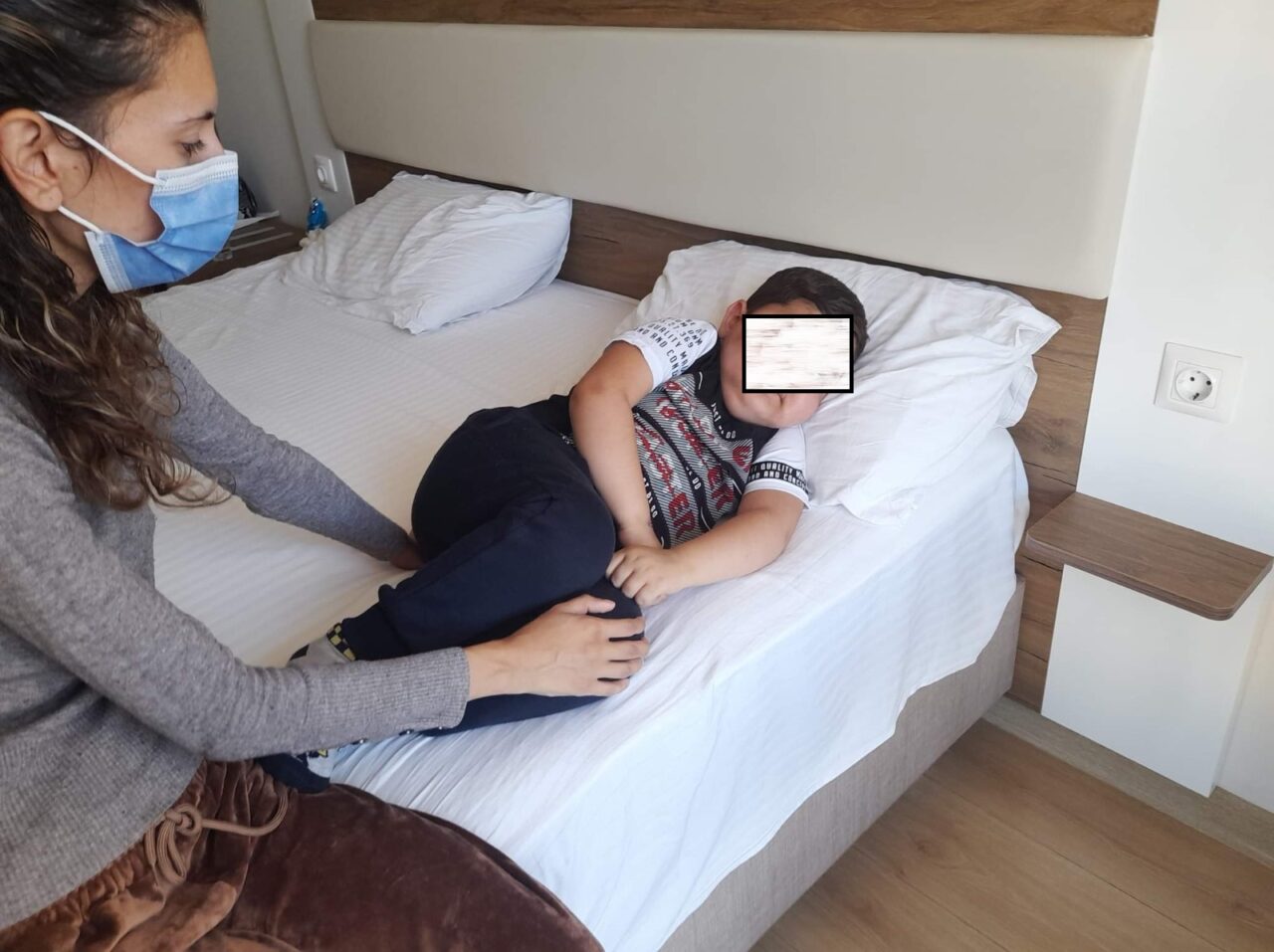 Copilăria plină de vânătăi a unui copil de numai 5 ani. Cum îl putem ajuta pe Matei