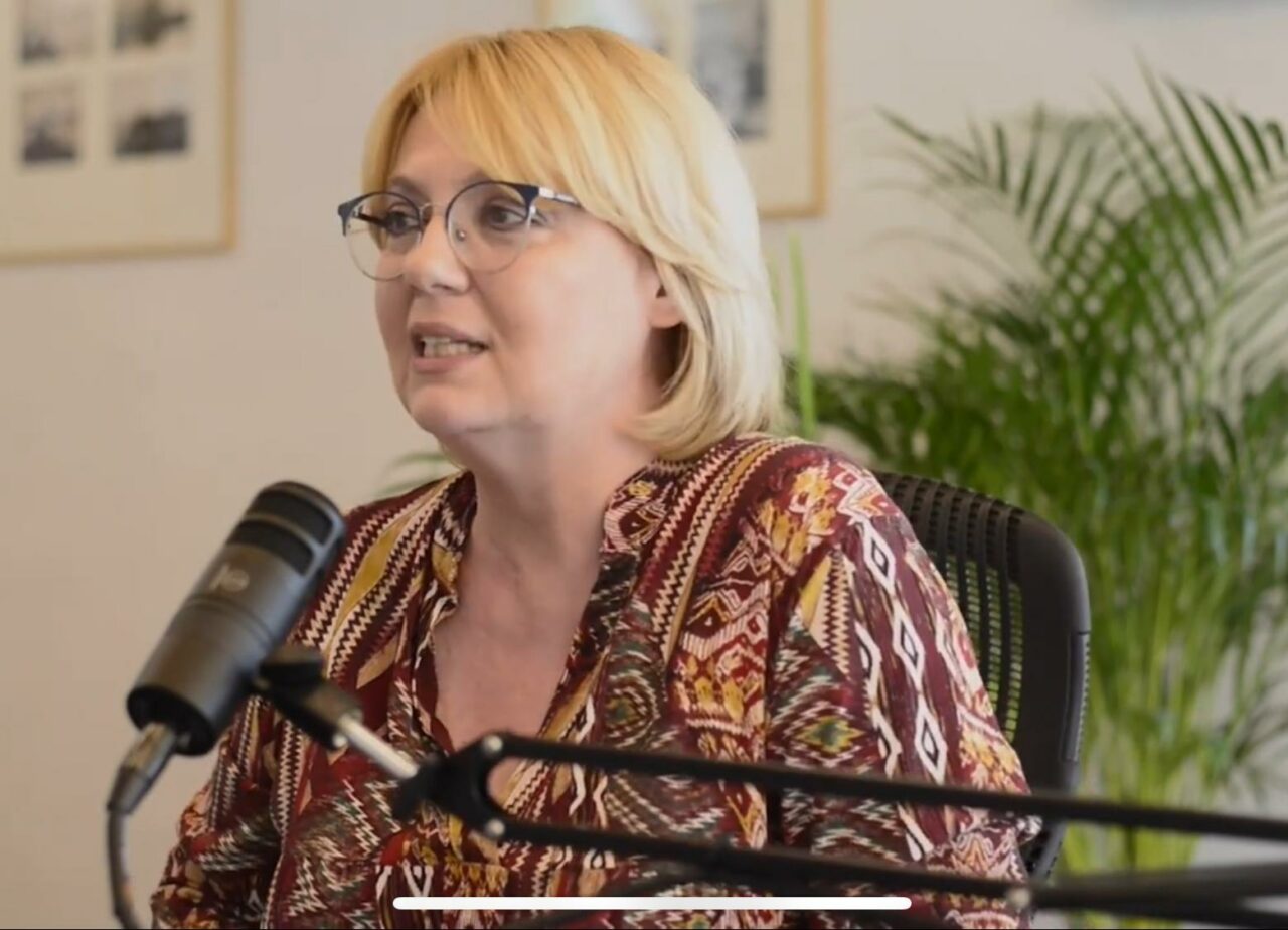 VIDEO | Emilia Popescu, la podcast-ul lui Marius Tucă: „De la 13 ani am știut că o vreau fiu actriță și mamă”