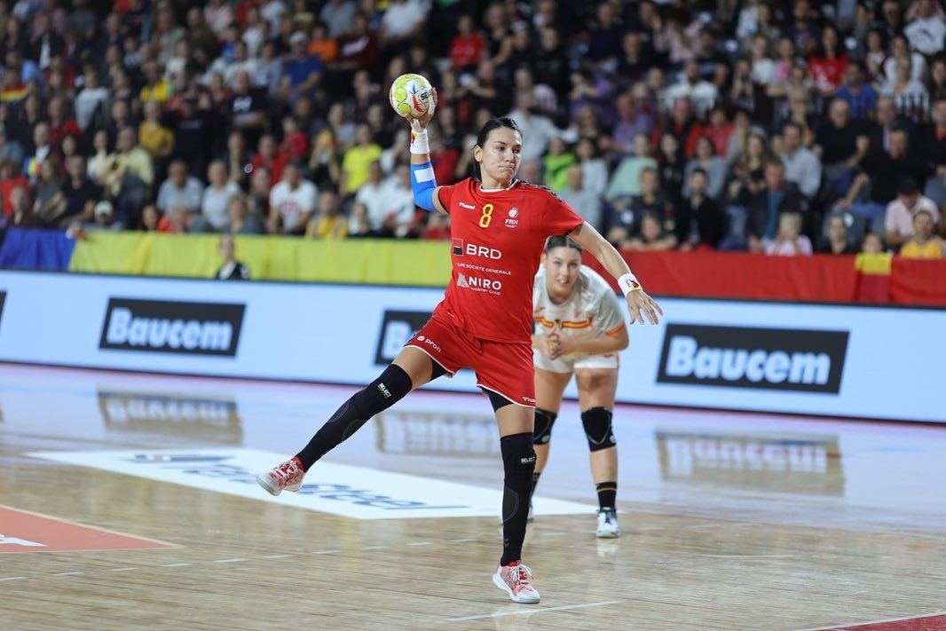România, victorie mare contra Spaniei! Tricolorele au câștigat Trofeul Carpați de la Bistrița