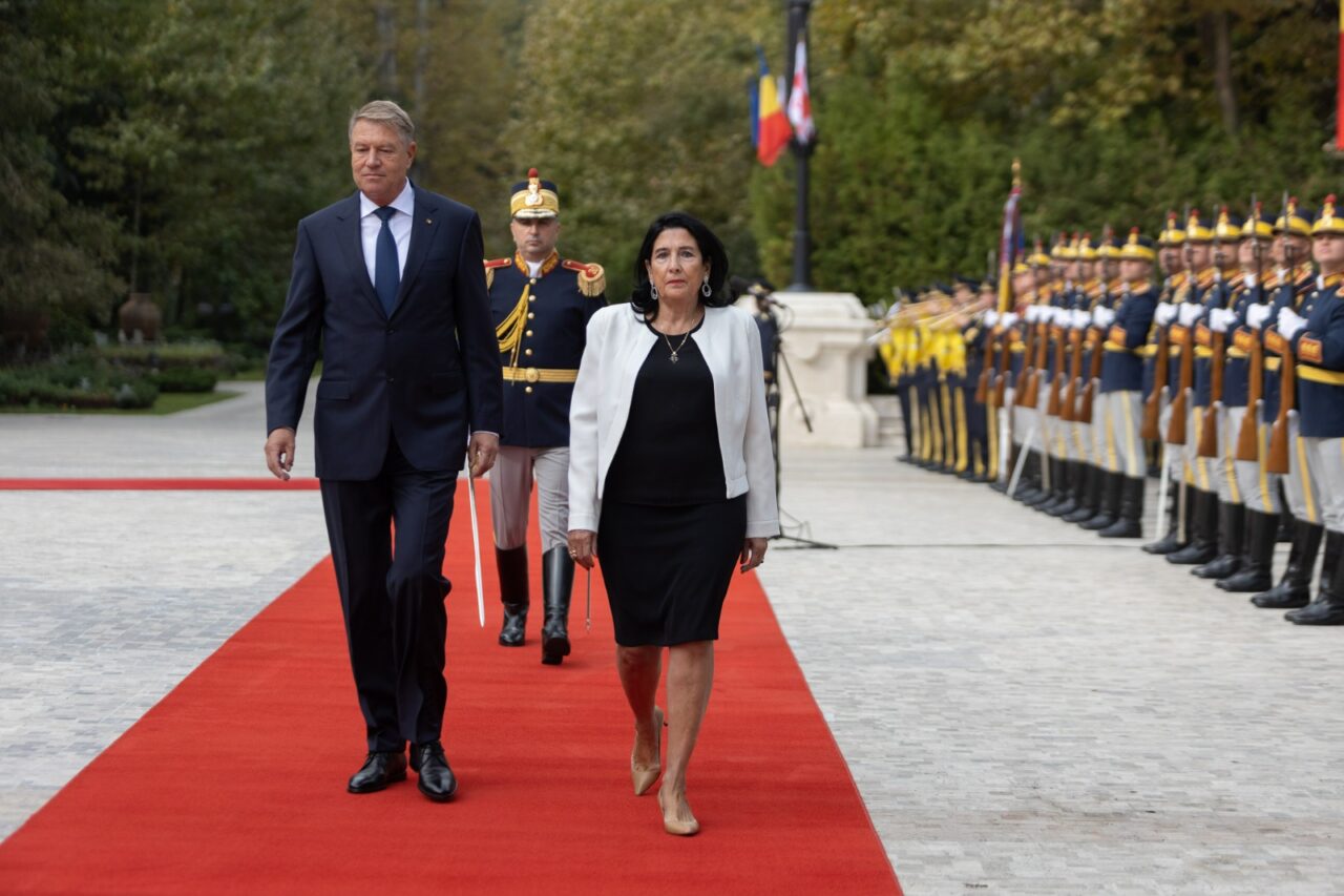 FOTO | Vizită oficială: Preşedintele Georgiei, Salome Zourabichvili, primită de Klaus Iohannis la Cotroceni