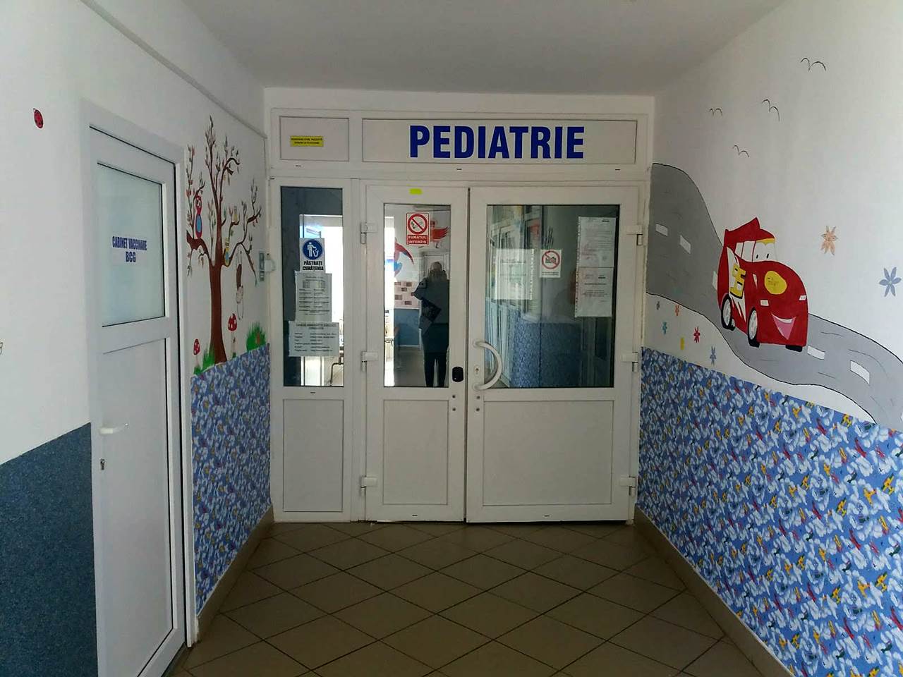 Un spital din România pune lacătul pe ușa secției de Pediatrie. Copiii cu probleme de sănătate, trimiși în alt oraș!