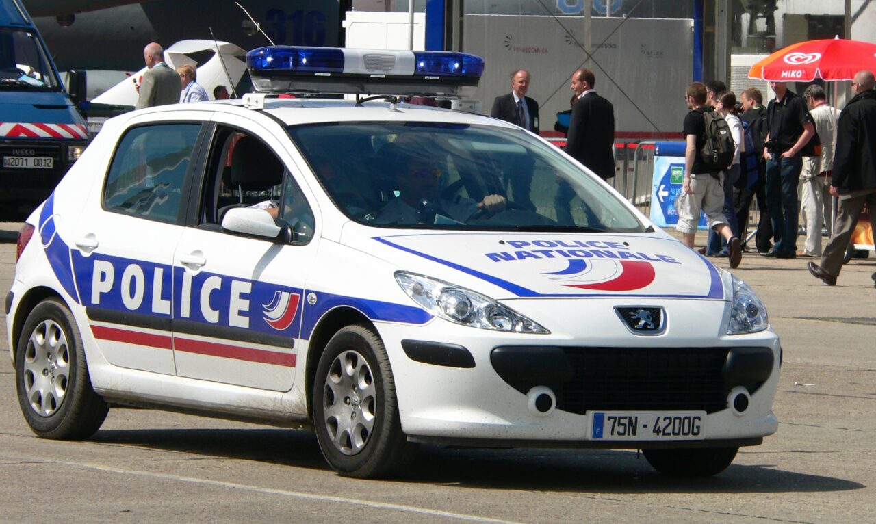 Românii, din nou victime ale știrilor false răspândite în Franța. „Sunt traficanți de organe”
