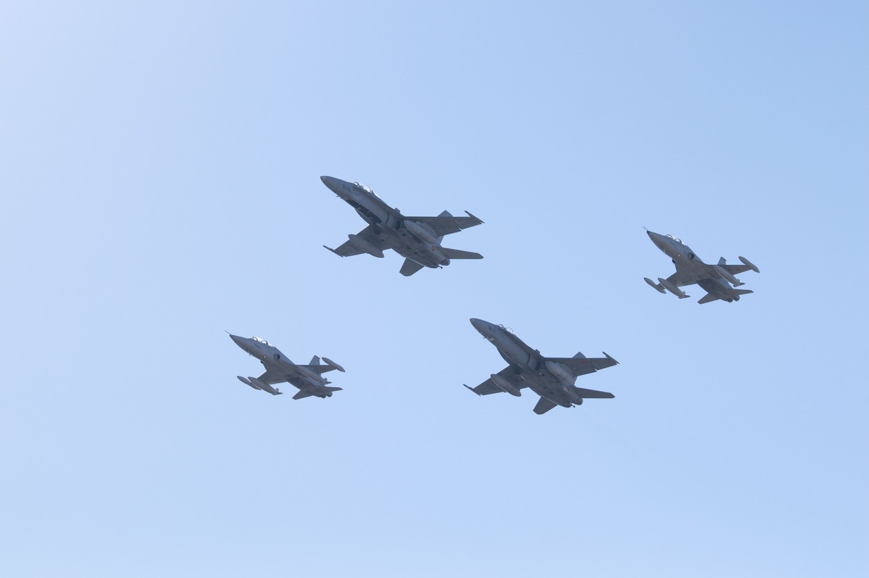 Spania va trimite în România opt avioane de luptă F/A-18 Hornet