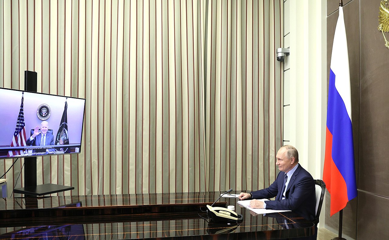 Rușii insistă ca Biden să accepte un dialog cu Putin / China, mesaj de ultimă oră adresat Kremlinului