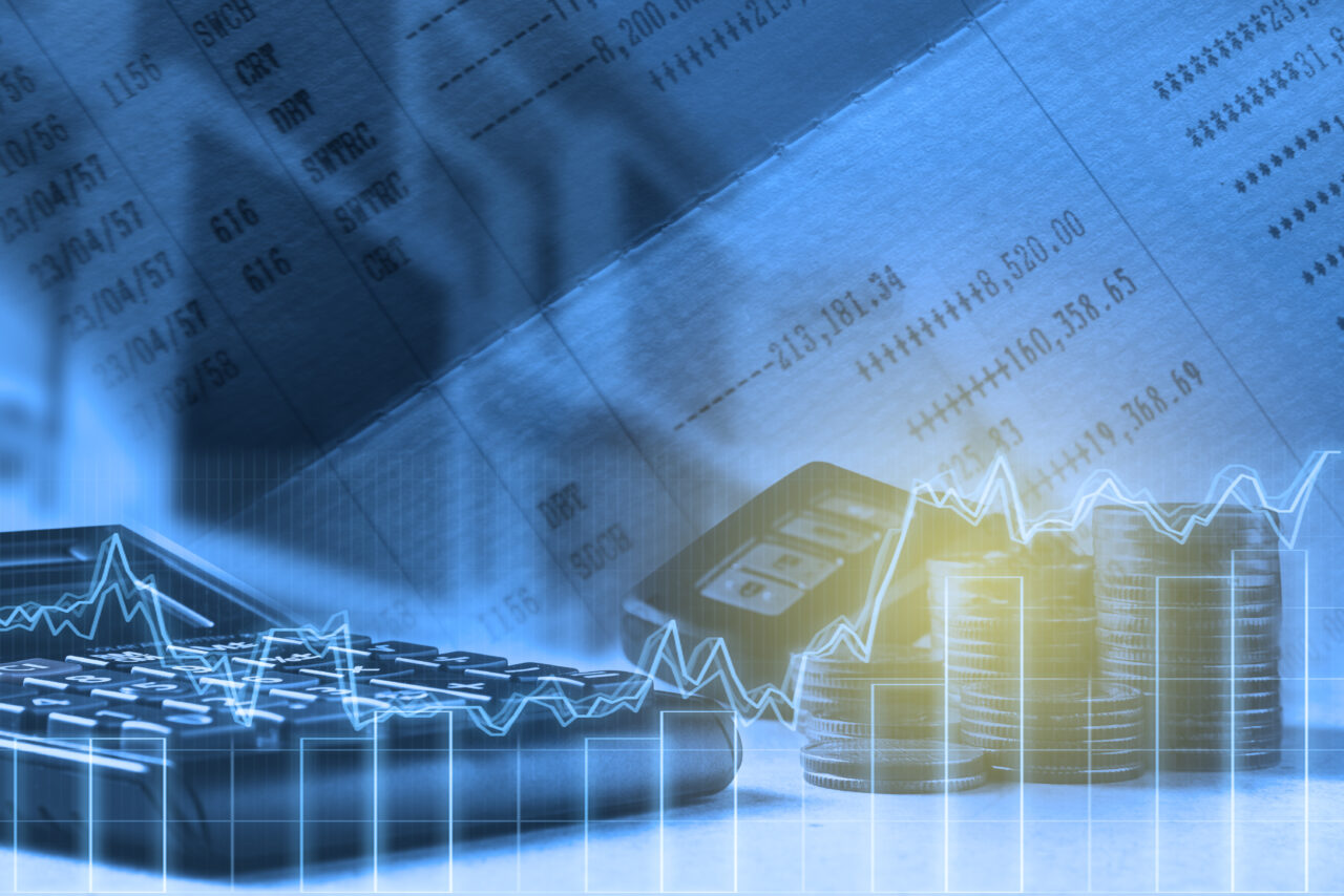 Aproape 70% dintre români ar scădea taxele și impozitele dacă ar putea să decidă. Cum se schimbă percepția privind fiscalitatea și orientarea politică în funcție de vârstă și regiune