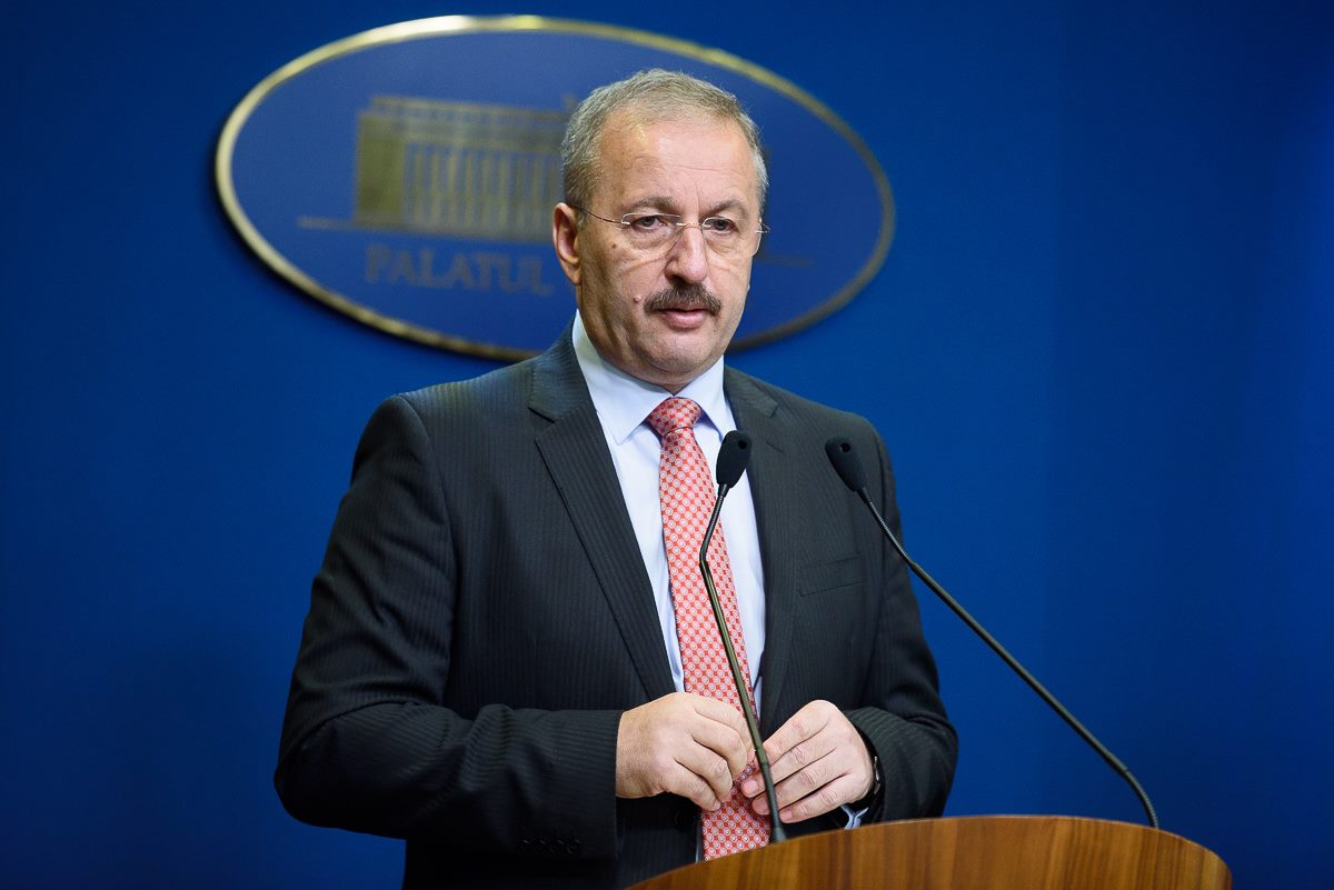 Vasile Dîncu, chemat de USR să dea explicații pentru declarațiile pe marginea războiului din Ucraina. „Creează prejudicii României”