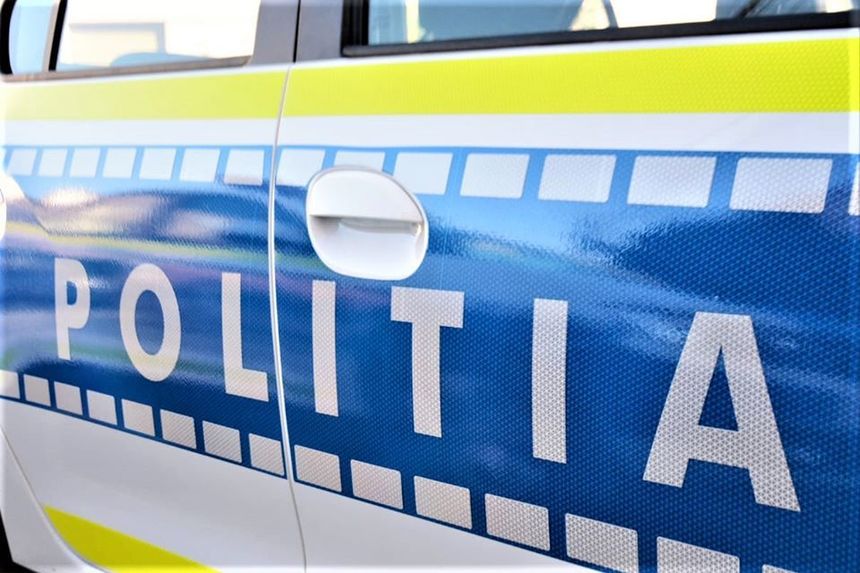 O șicanare în trafic s-a lăsat cu dosar penal. Doi bărbați au fost loviți intenționat cu mașina în Sibiu