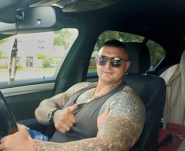 Lumea interlopă din Iași, serial de infracțiuni. Ruptă în bătaie, „bomba sexy” a lui Niculiță a spus tot la Poliție