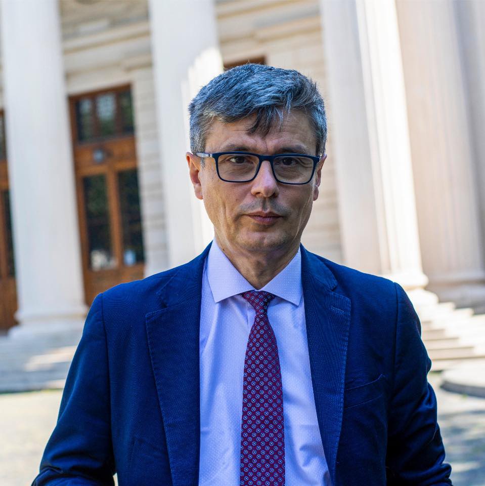 Ministrul Energiei are COVID-19: „Aveţi grijă de sănătatea voastră, că nu am scăpat încă de acest virus”