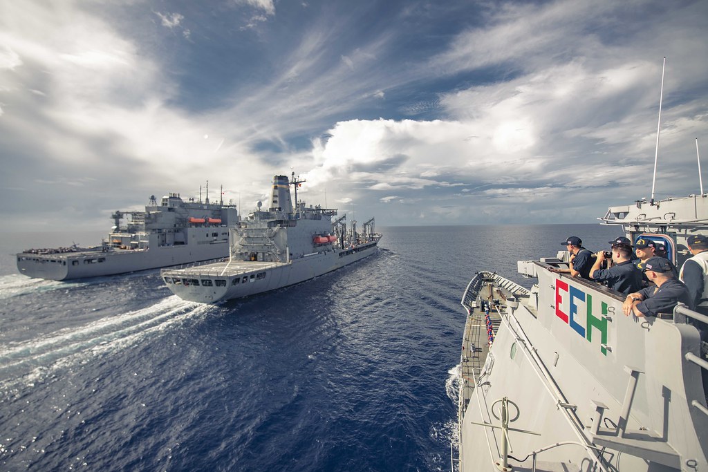 Crucișător american, alungat de chinezi din apropierea Insulelor Spratly