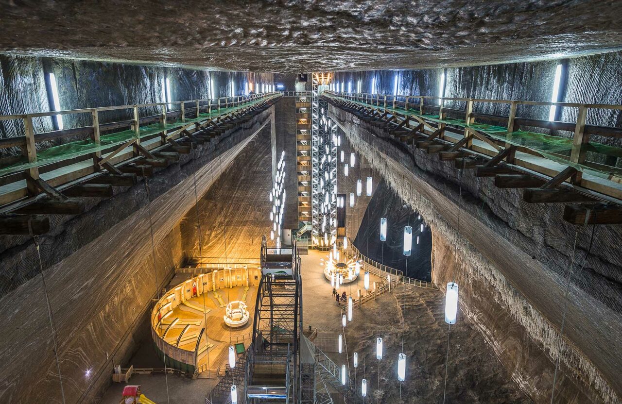 Salina Turda: atracții turistice, obiective, activități | FOTO-VIDEO