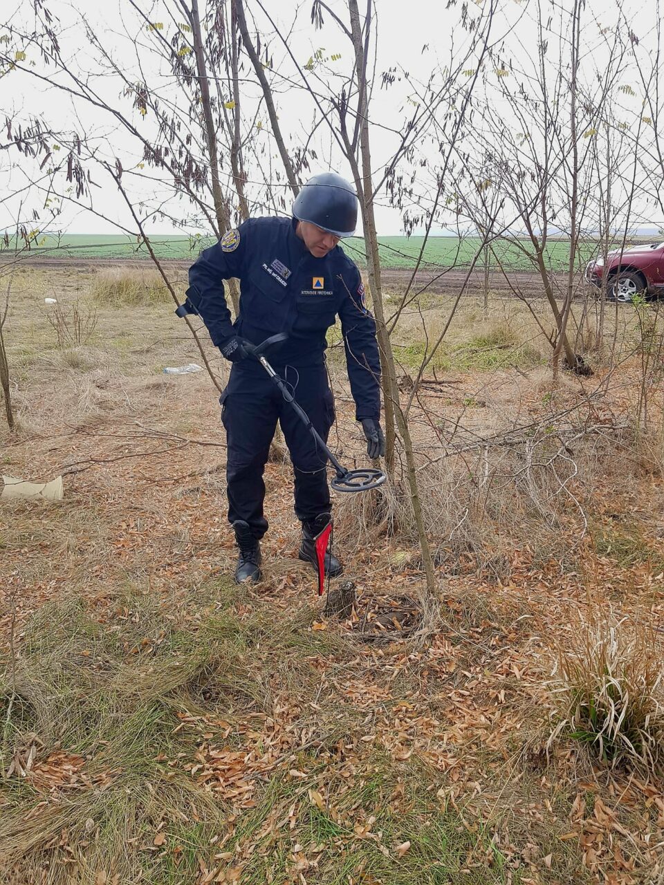 Colete cu droguri îngropate în Pădurea Băneasa, descoperite întâmplător