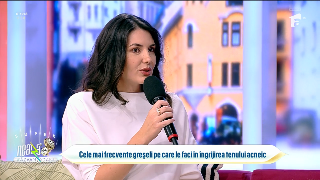 VIDEO | Care sunt greșelile pe care le facem în îngrijirea tenulului acneic. Doctor: „Trebuie să evităm să stoarcem coșurile. Acest lucru poate duce la niște cicatrici care vor rămâne toată viața”