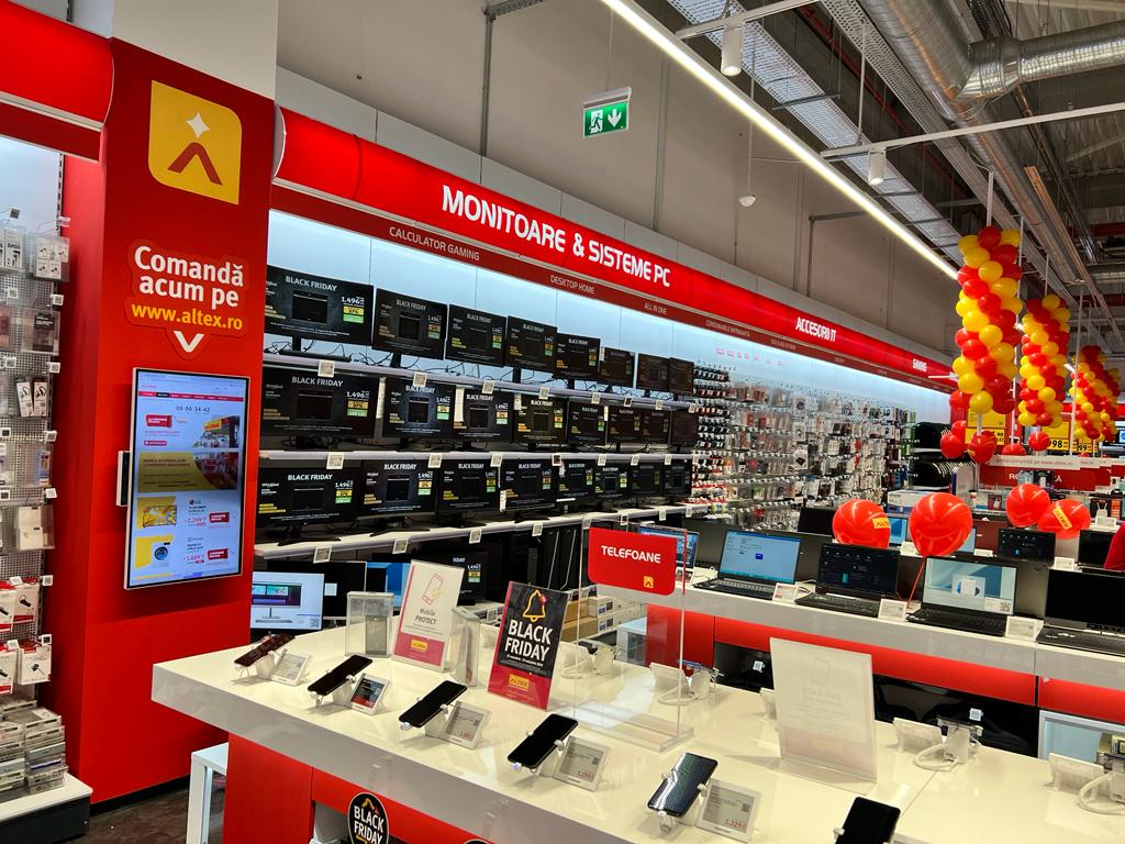 Telefoanele mobile, în topul produselor cumpărate în primul val de Black Friday la Altex. Campania continuă cu valul 2!