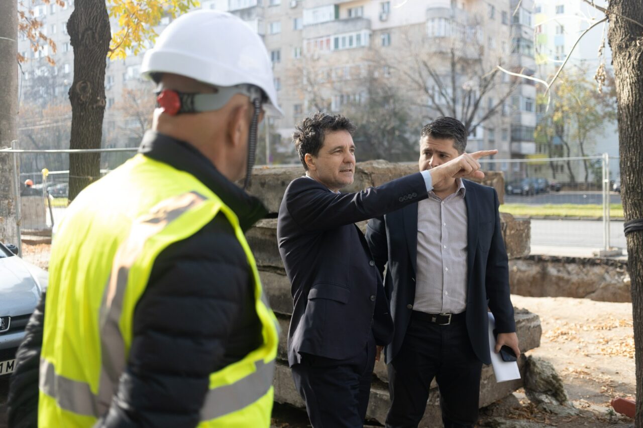 Primarul general Nicușor Dan dă asigurări bucureștenilor: „În această iarnă nu o să existe o mărire a tarifului pentru populaţie”