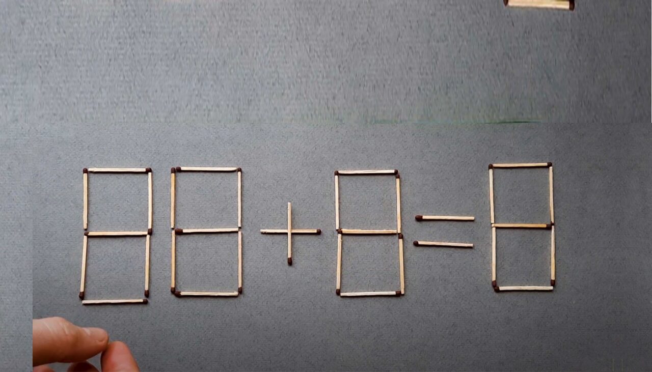 TEST IQ | Mută 2 bețe de chibrit pentru a corecta egalitatea: 88+8=8