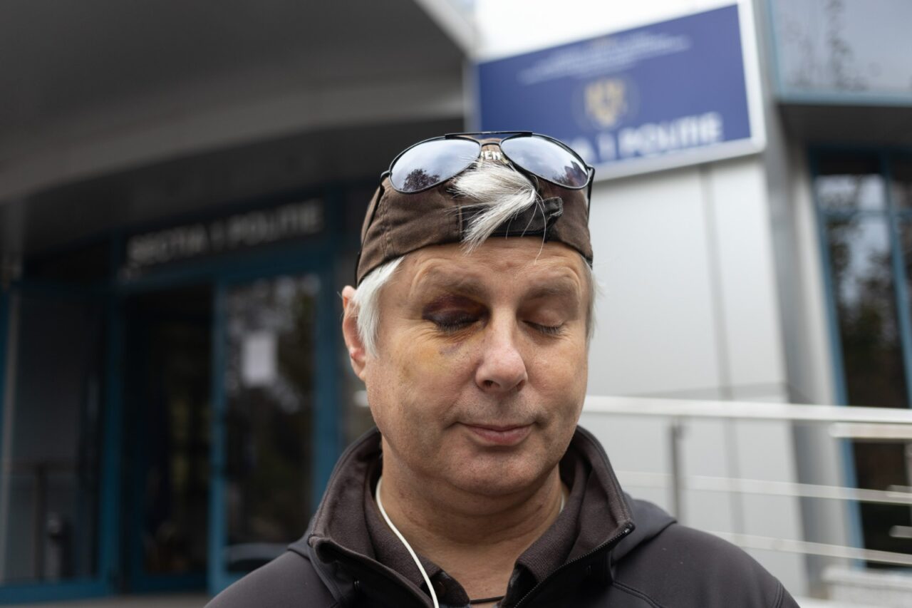 Cazul bătăii dintre protestatarul Marian ”Ceaușescu” și Dumitru Dragomir | A fost dată prima amendă