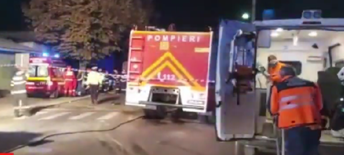 Accident grav în Teleoman! Treisprezece persoane au ajuns la spital