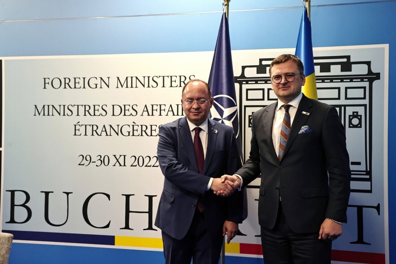 Bogdan Aurescu i-a cerut ministrului Dmitro Kuleba ca Ucraina să recunoască inexistența așa-zisei „limbi moldovenești”