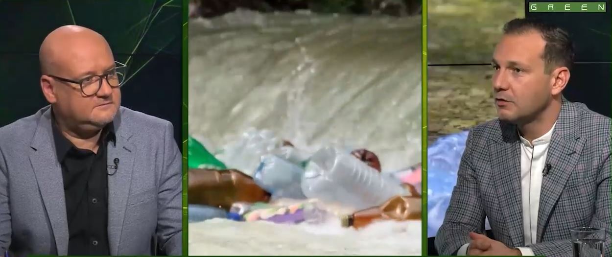 Poluarea bat-o vina! De ce bolile autoimune au explodat în ultimii ani? Cum reacționează organismul când nanoparticulele de plastic ajung în sânge