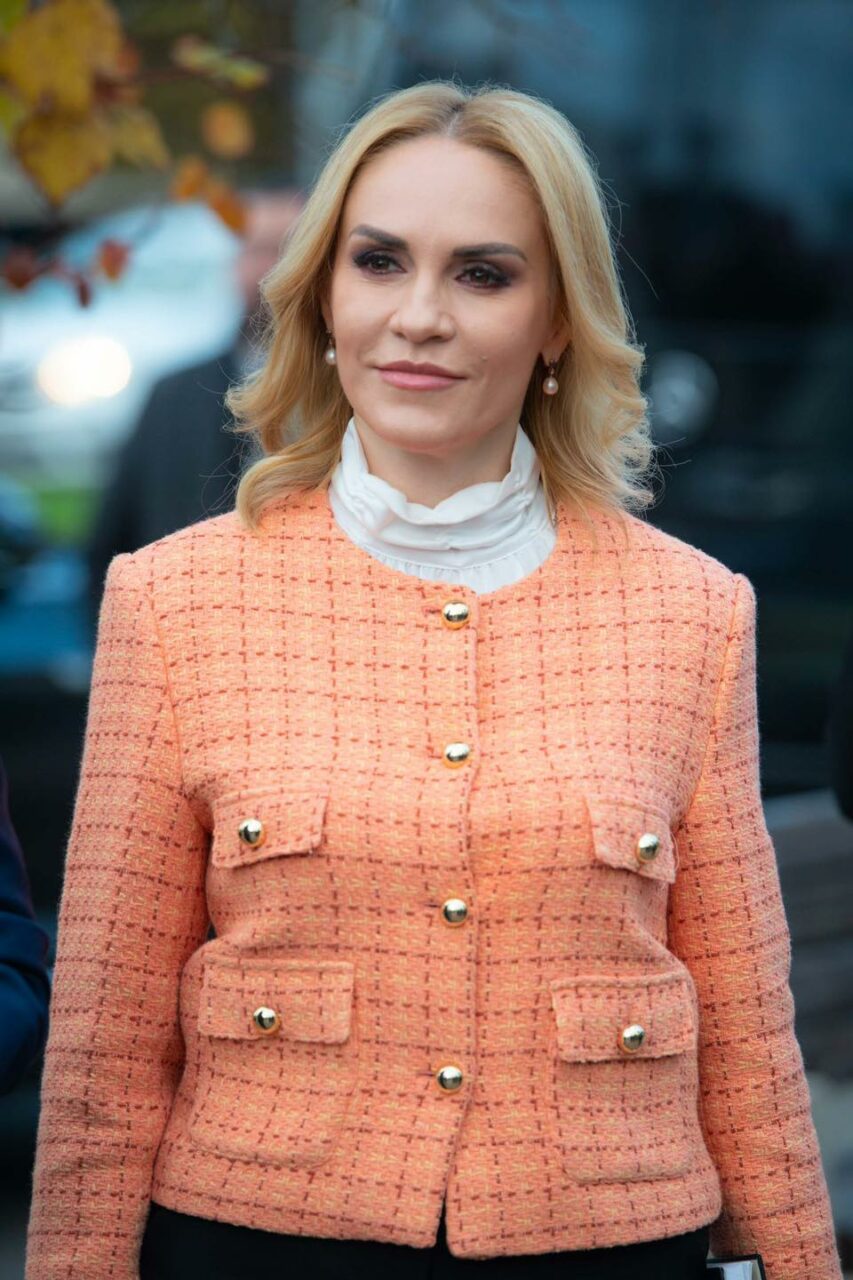 Gabriela Firea, mesaj de Ziua Luptei împotriva Violenței asupra femeilor: ”Fac un apel către toate tinerele și doamnele spunând STOP VIOLENȚEI!”