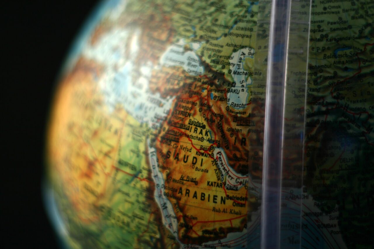 Un nou război la orizont? Arabia Saudită susține că va fi atacată de Iran: „Agresiunea este iminentă”