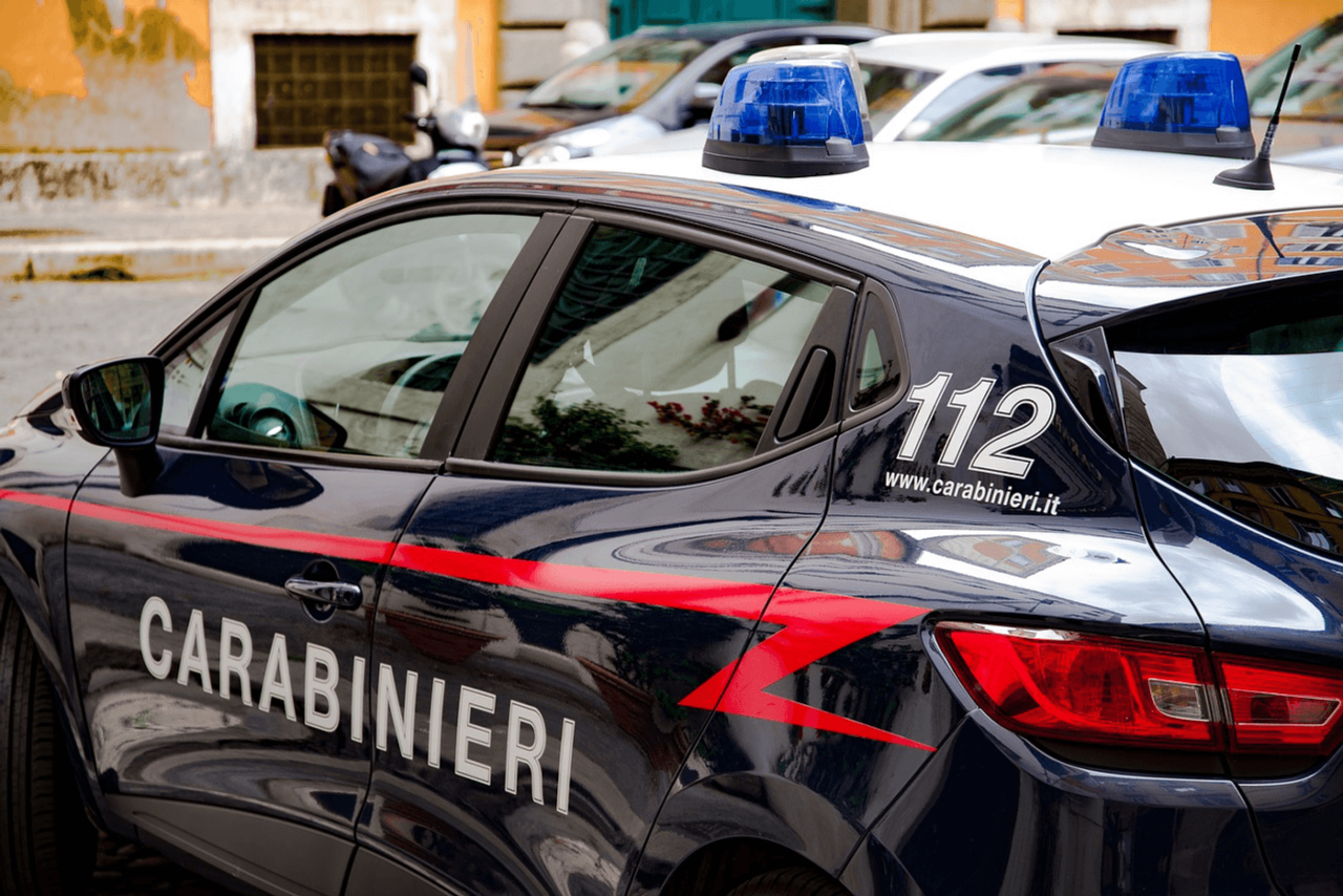Caz șocant în Italia. Un bărbat și-a ținut mama moartă în congelator