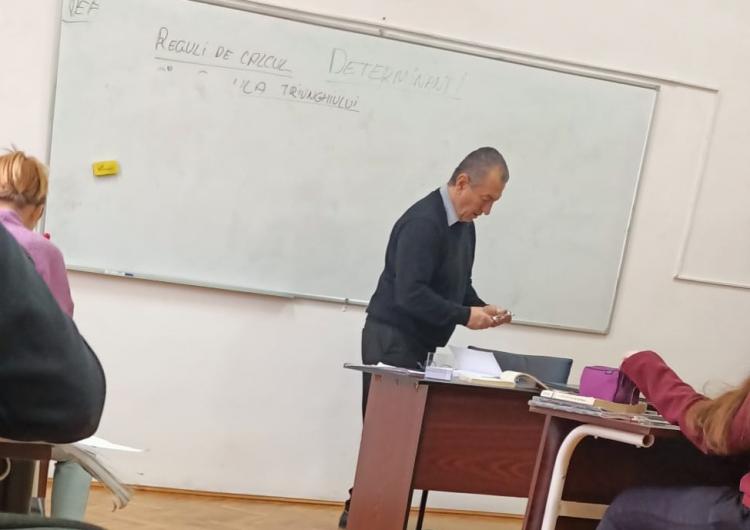 Un fost lider al lumii interlope din Turda a ajuns profesor de matematică la un liceu din oraș. Colegii săi au intrat în grevă