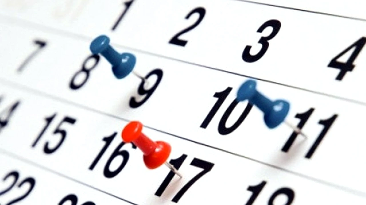 Minivacanță pentru angajații de la stat. Câte zile libere vor avea bugetarii de 1 Decembrie