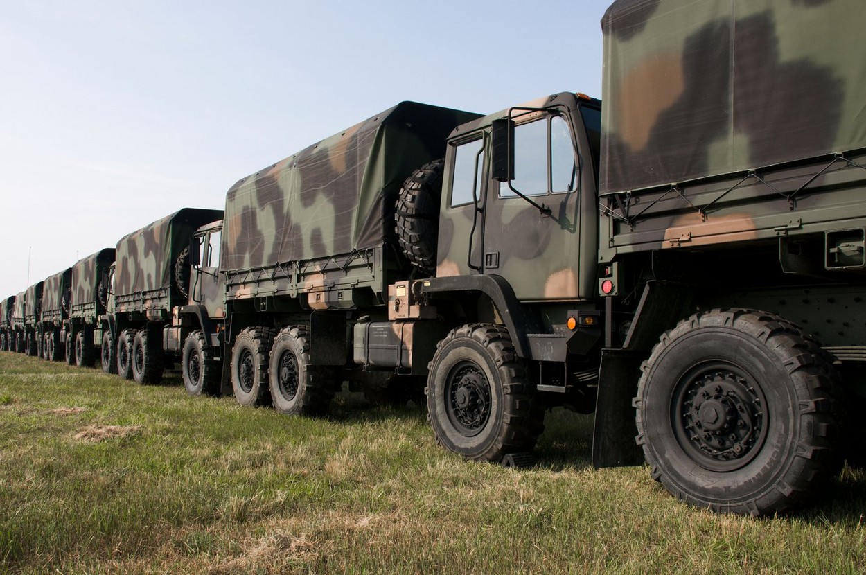 Un convoi militar a fost implicat într-un accident rutier, în județul Ialomița. Doi soldați au ajuns la spital