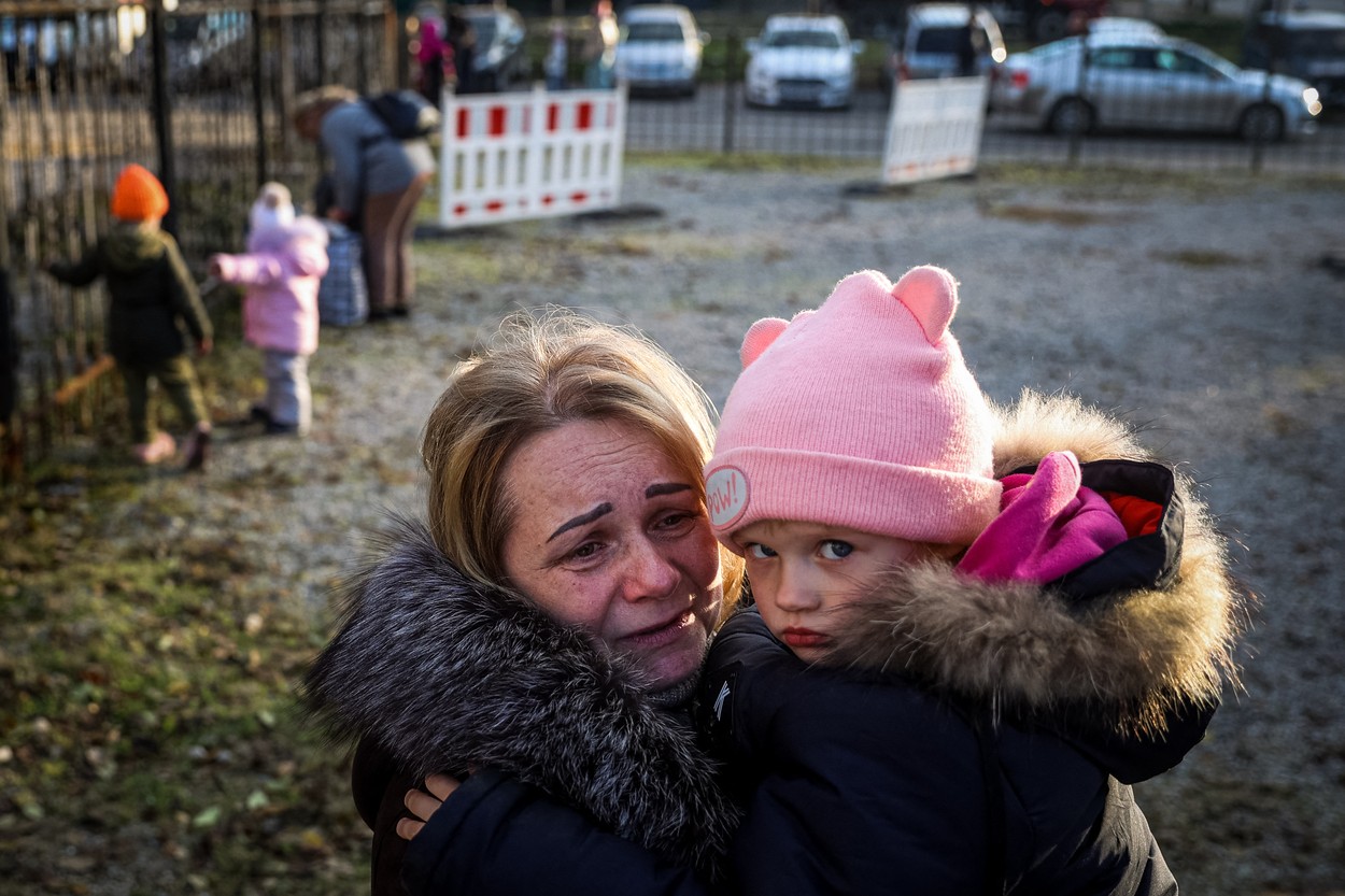 LIVE | Ziua 258 de război: 6.032 de copii ucraineni din teritoriile ocupate de ruși au fost trimiși în Federația Rusă