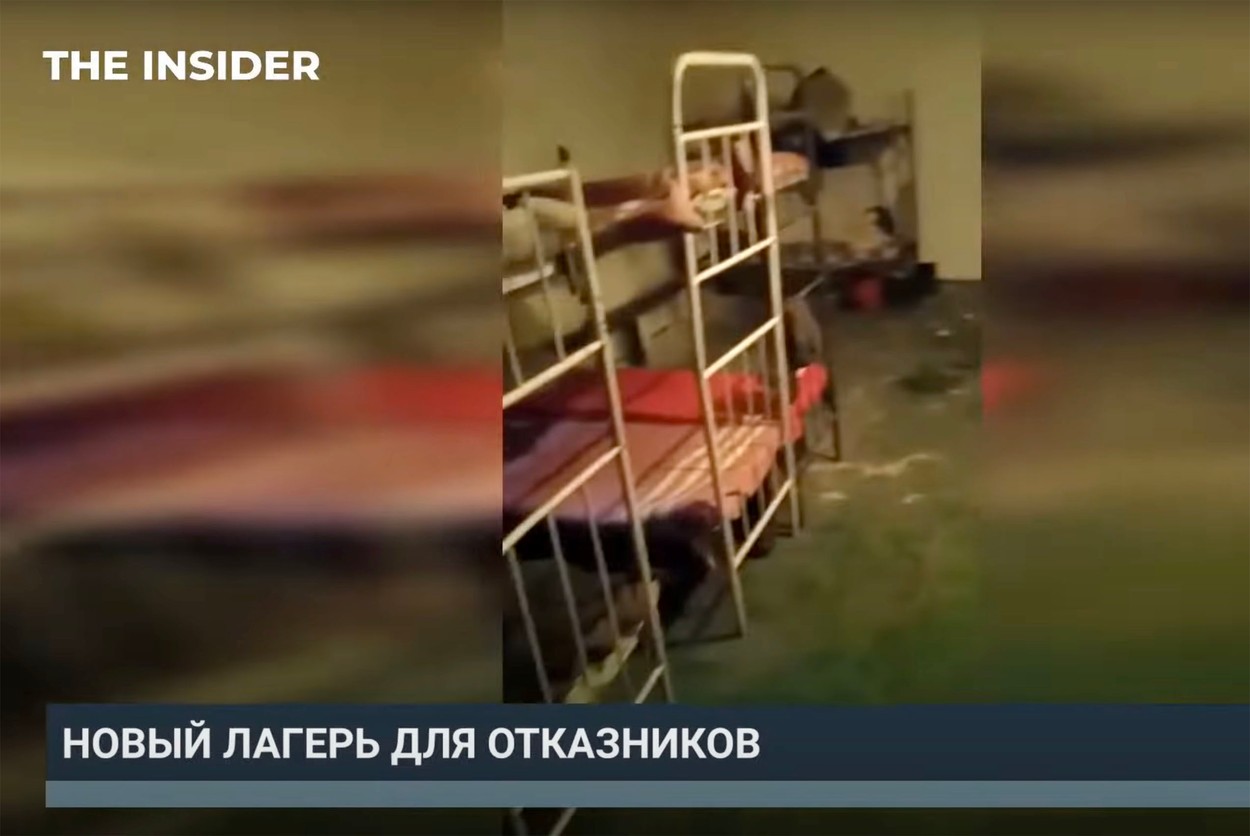 Soldații mobilizați în Rusia, dar care refuză să lupte, sunt ținuți în condiții inumane. Imagini înfiorătoare