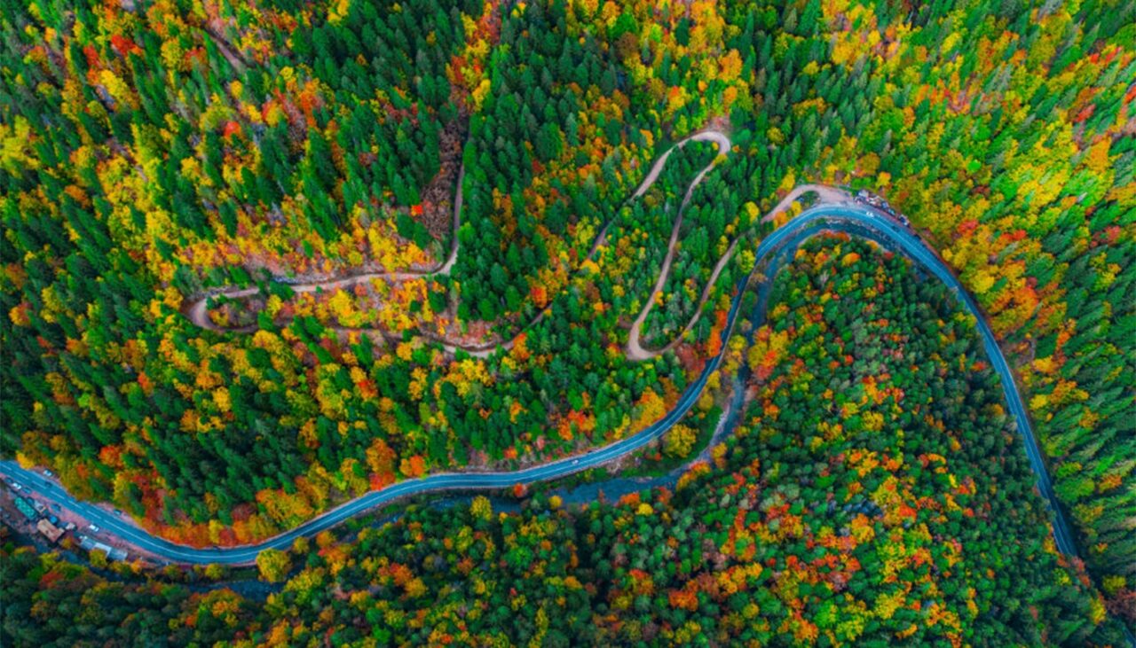 Uită de Transalpina și de Transfăgărășan! Aceasta este șoseaua din România cu cele mai frumoase peisaje