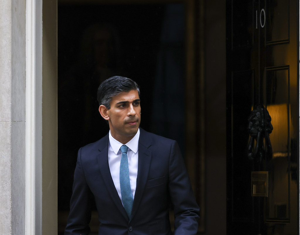 Noul premier al Marii Britanii acuză Rusia că urmărește să distrugă economia globală. Rishi Sunak promite un summit G20 incendiar!
