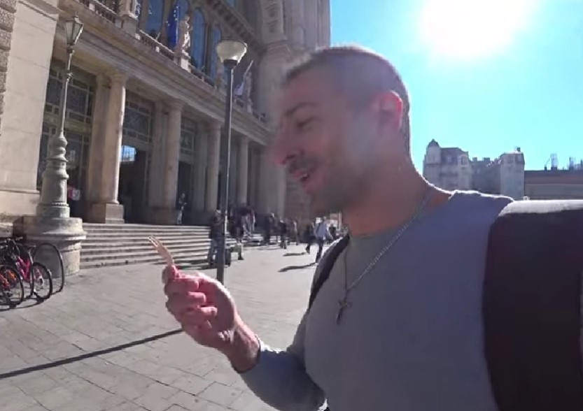 VIDEO | Un american a venit în Cluj-Napoca să vâneze vampiri: „Acest oraș românesc m-a șocat!”