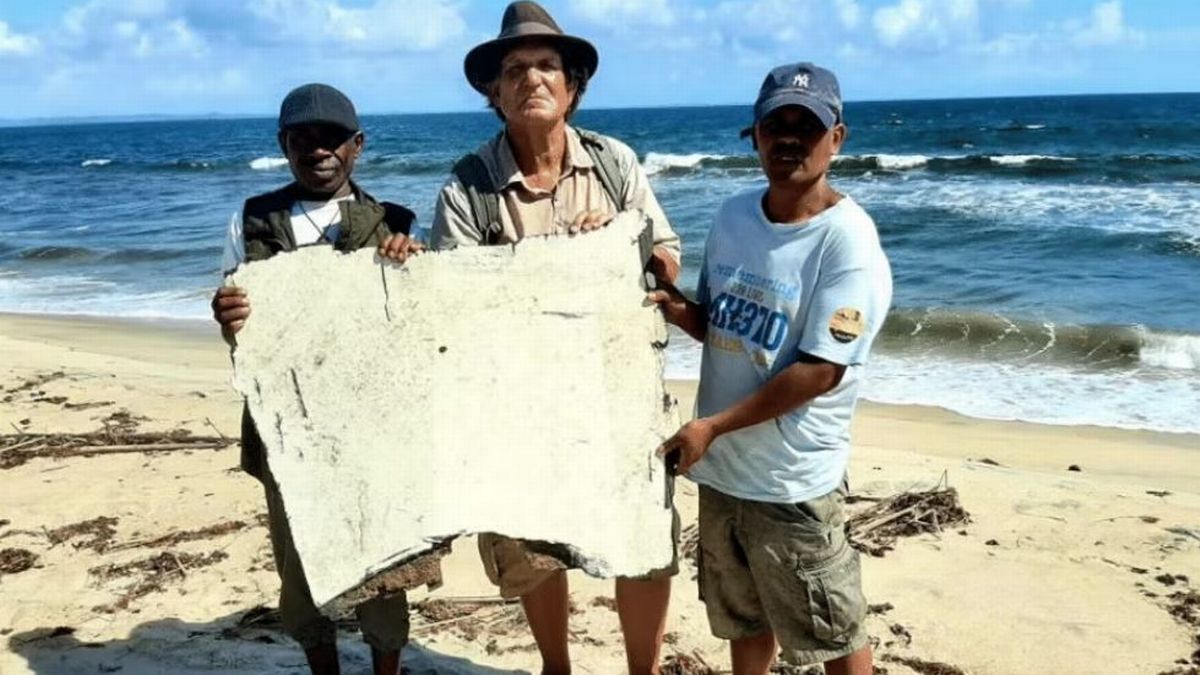 Misterul prăbușirii zborului MH370, în care se aflau peste 200 de pasageri, a fost rezolvat după ce un pescar a descoperit din greșeală o bucată din aeronavă