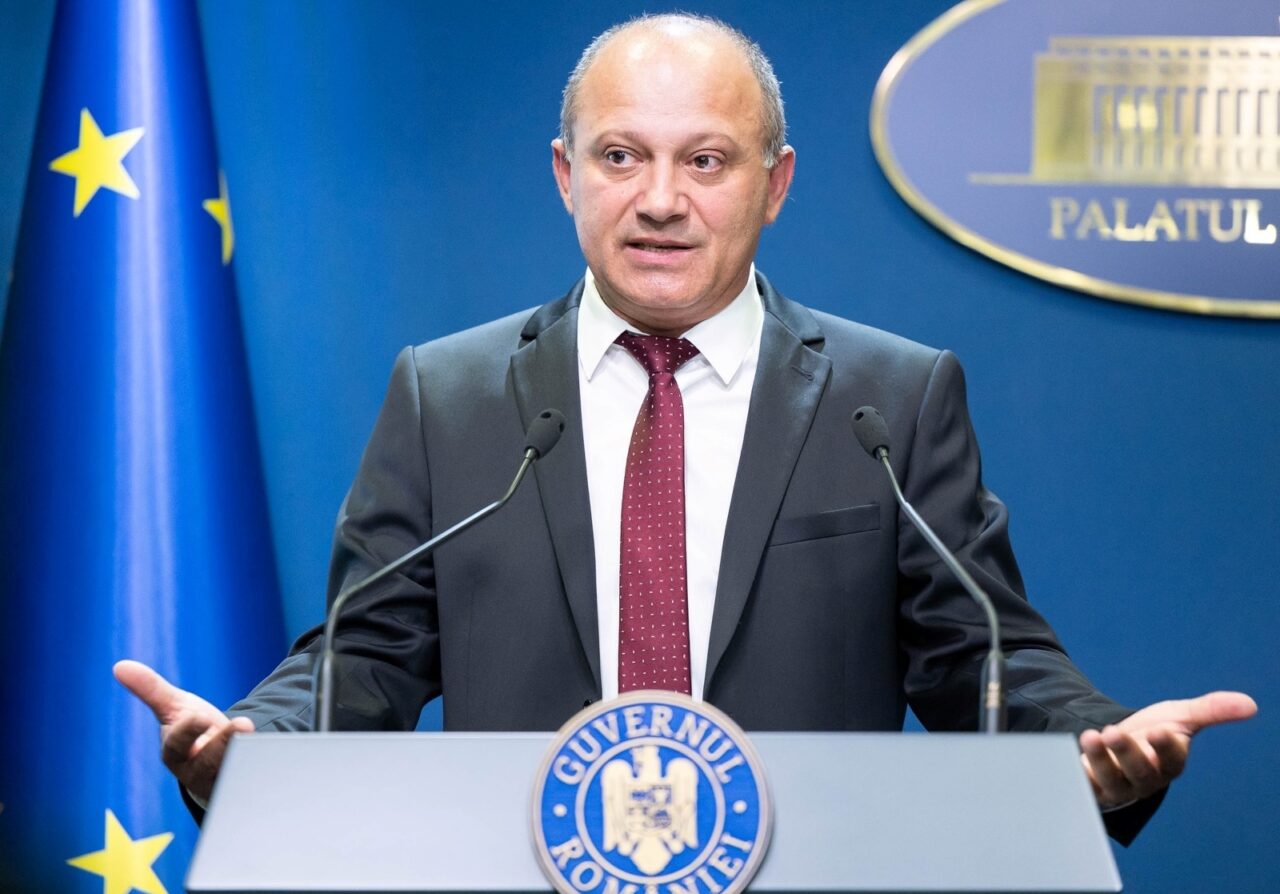 Românii, îndemnați de ministrul Turismului să nu mai meargă la schi în Austria