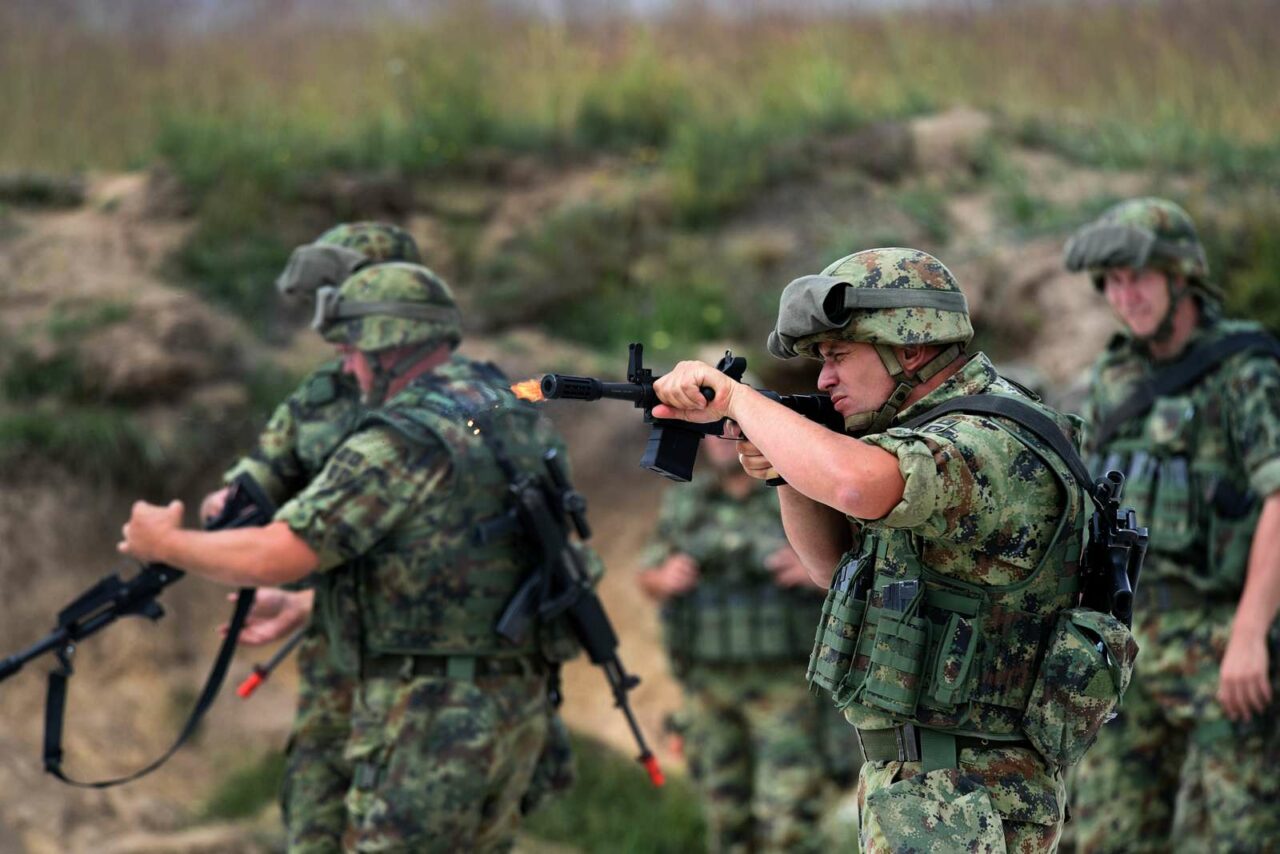 Președintele a semnat ordinul: armata Serbiei, în stare de alertă! Kosovo, cel mai „fierbinte” loc din Europa