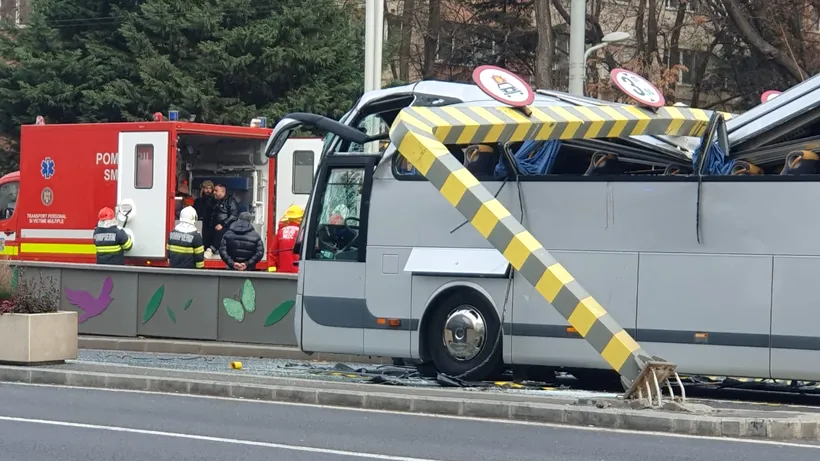 Pasagerii care se aflau în autocarul implicat în accidentul din Pasajul Unirii au făcut plângere la Parchetul din Larissa