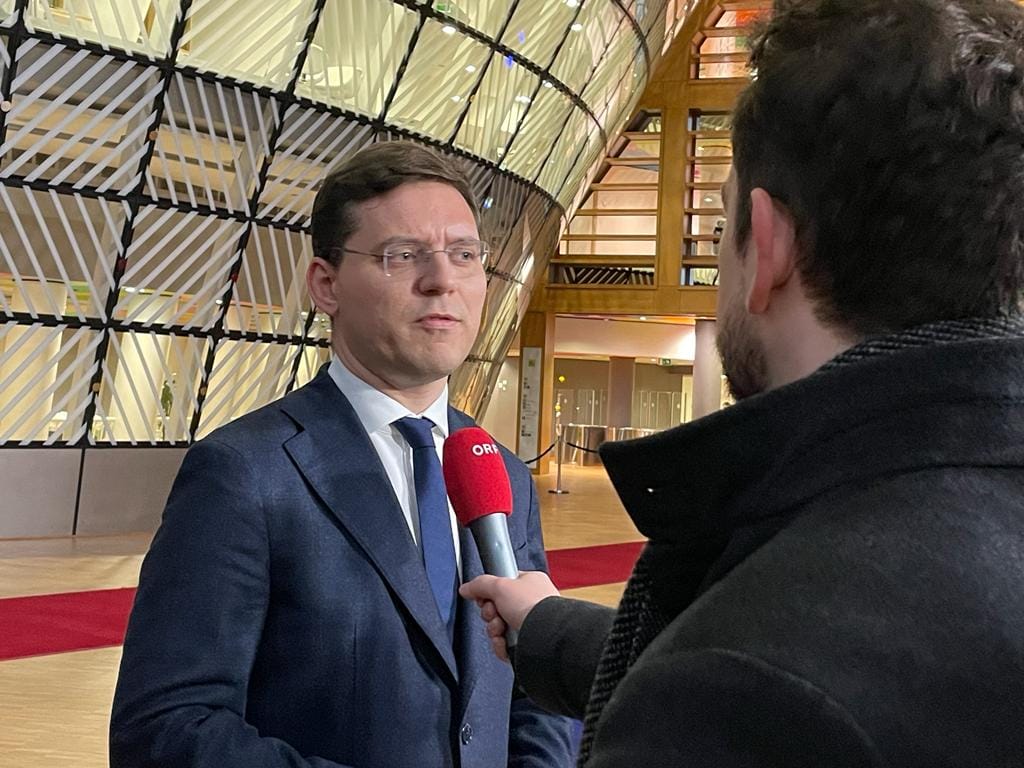 Victor Negrescu: „Respingerea aderării României la spațiul Schengen reprezintă un eșec al dreptei europene”