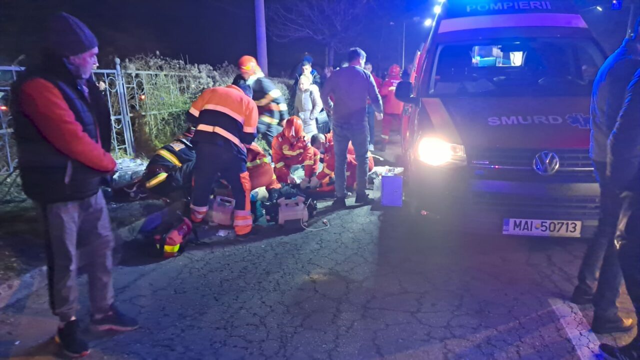 Șase copii au fost loviți pe o trecere de pietoni în Petroșani! Șoferul vinovat de producerea accidentului, beat și fără permis