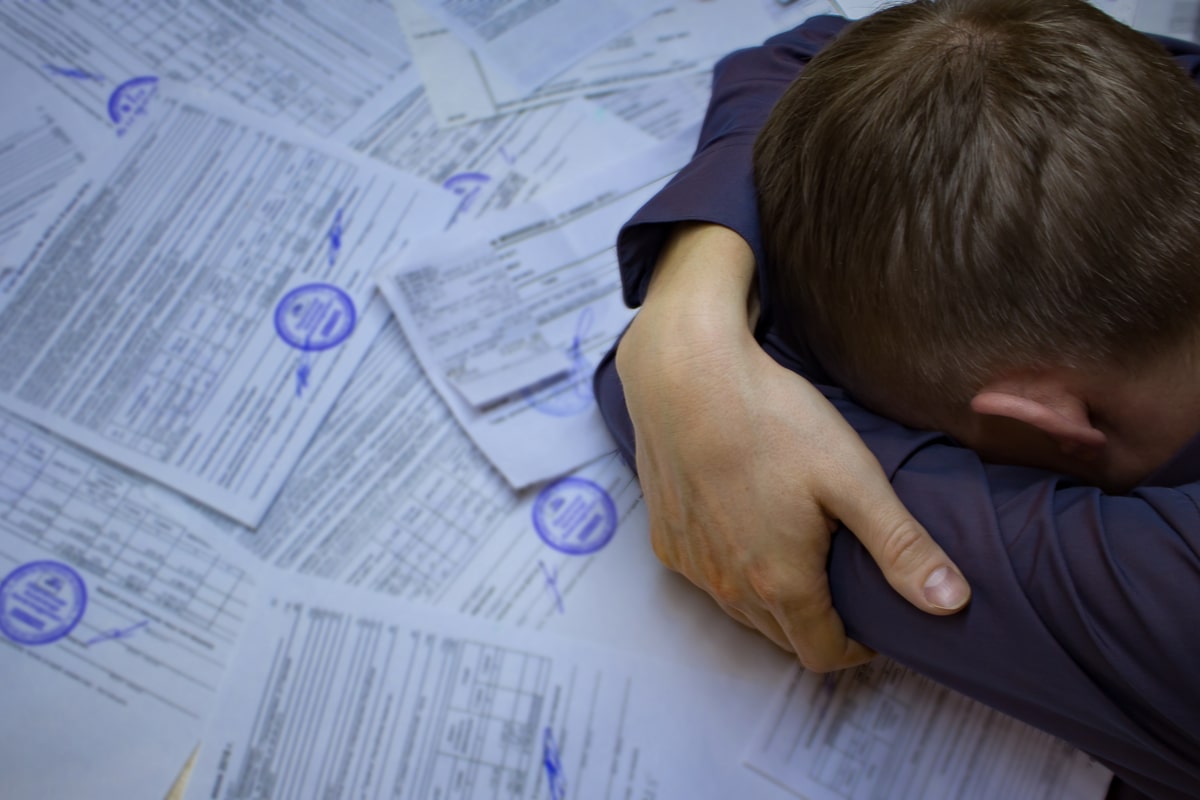 Caz incredibil de la Timișoara – dator la bancă fără să fi făcut credit!