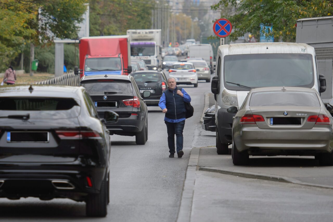 A fost promulgată Legea privind monitorizarea șoferilor care circulă pe drumurile din România