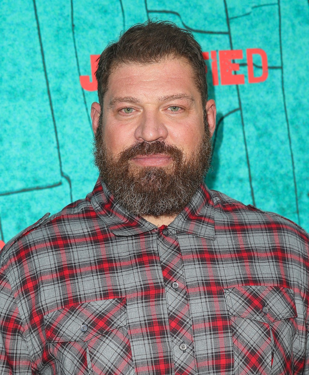 Brad William Henke, actorul cunoscut pentru rolurile din „Orange Is the New Black” și „Lost”, a murit la 56 de ani