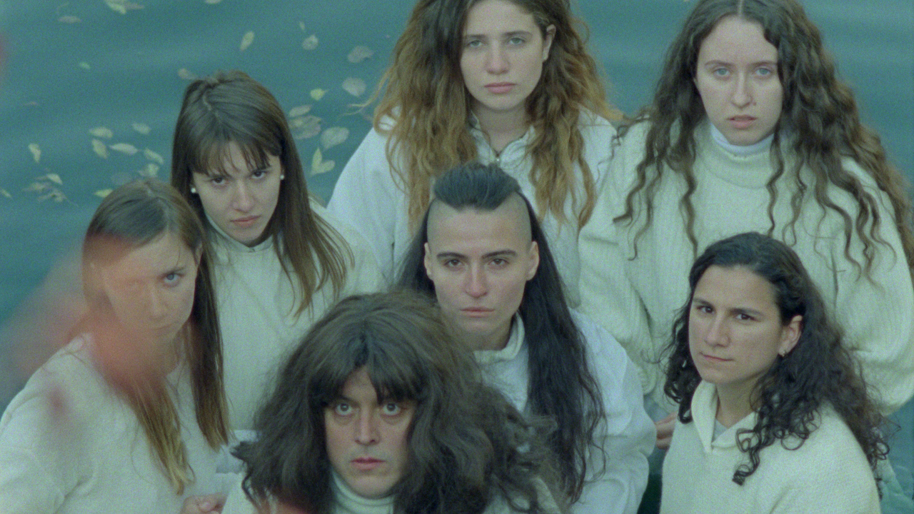 Drama suprarealistă „Mammalia”, regizată de Sebastian Mihăilescu, are premiera mondială la Festivalul Internațional de Film de la Berlin