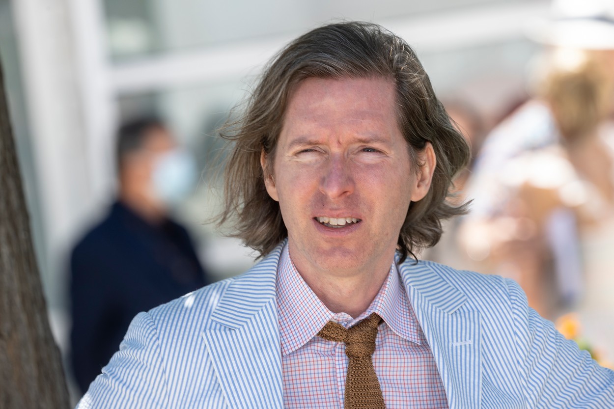 Următorul film al lui Wes Anderson, „Asteroid City”, va avea premiera pe 16 iunie 2023