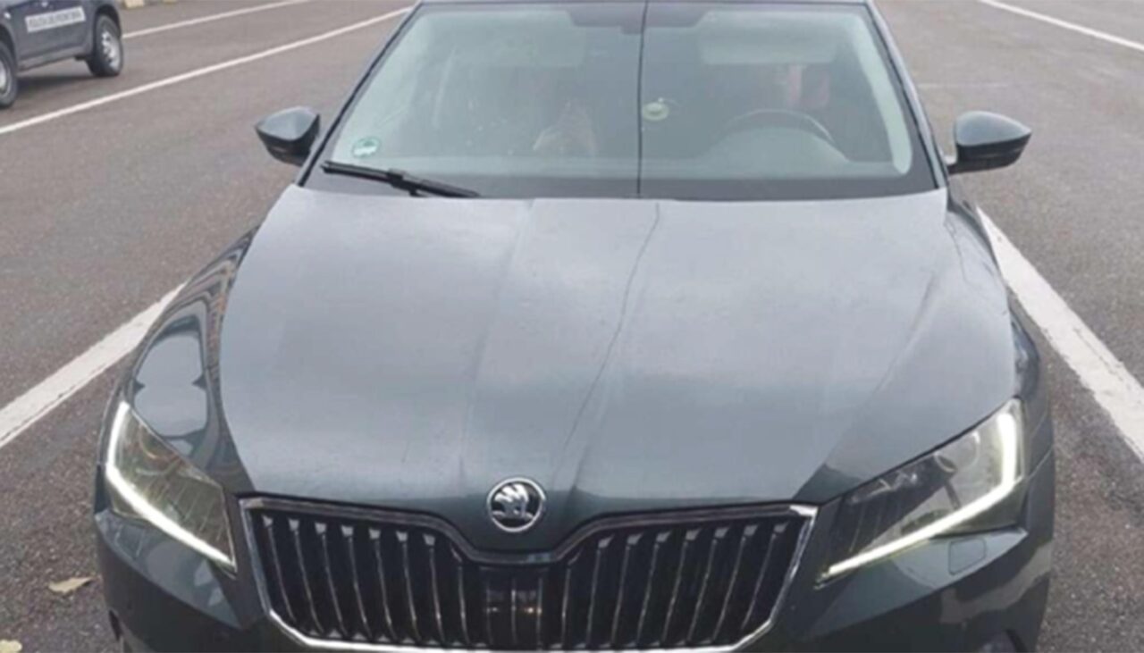 Ce păcăleală! Ce a pățit un român de 37 de ani, după ce s-a dus în Germania și și-a luat o Skoda Superb de 20.000 de euro