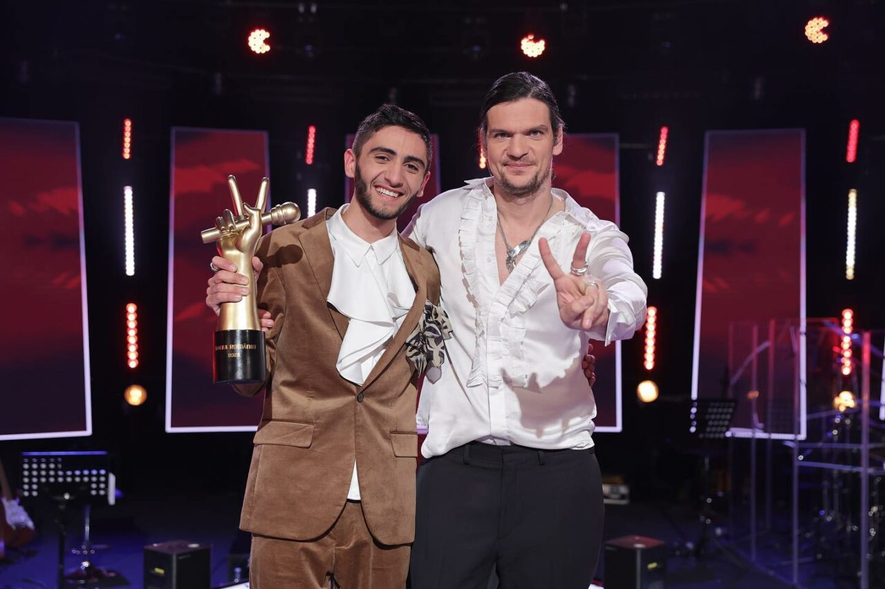 Vocea României 2022: Iulian Nunucă, un tânăr din Pașcani care provine dintr-o familie de lăutari, este marele câștigător – FOTO-VIDEO